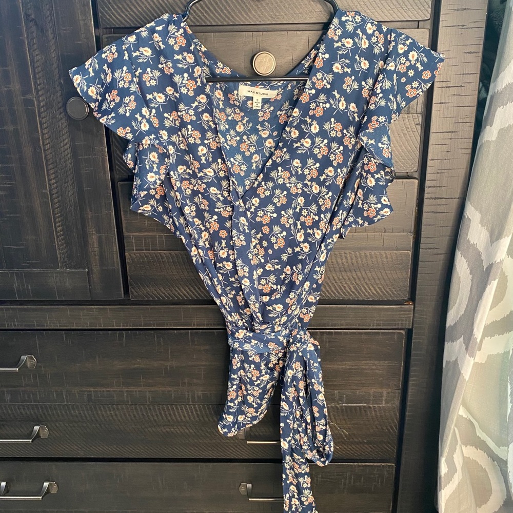 Max Studio blouse